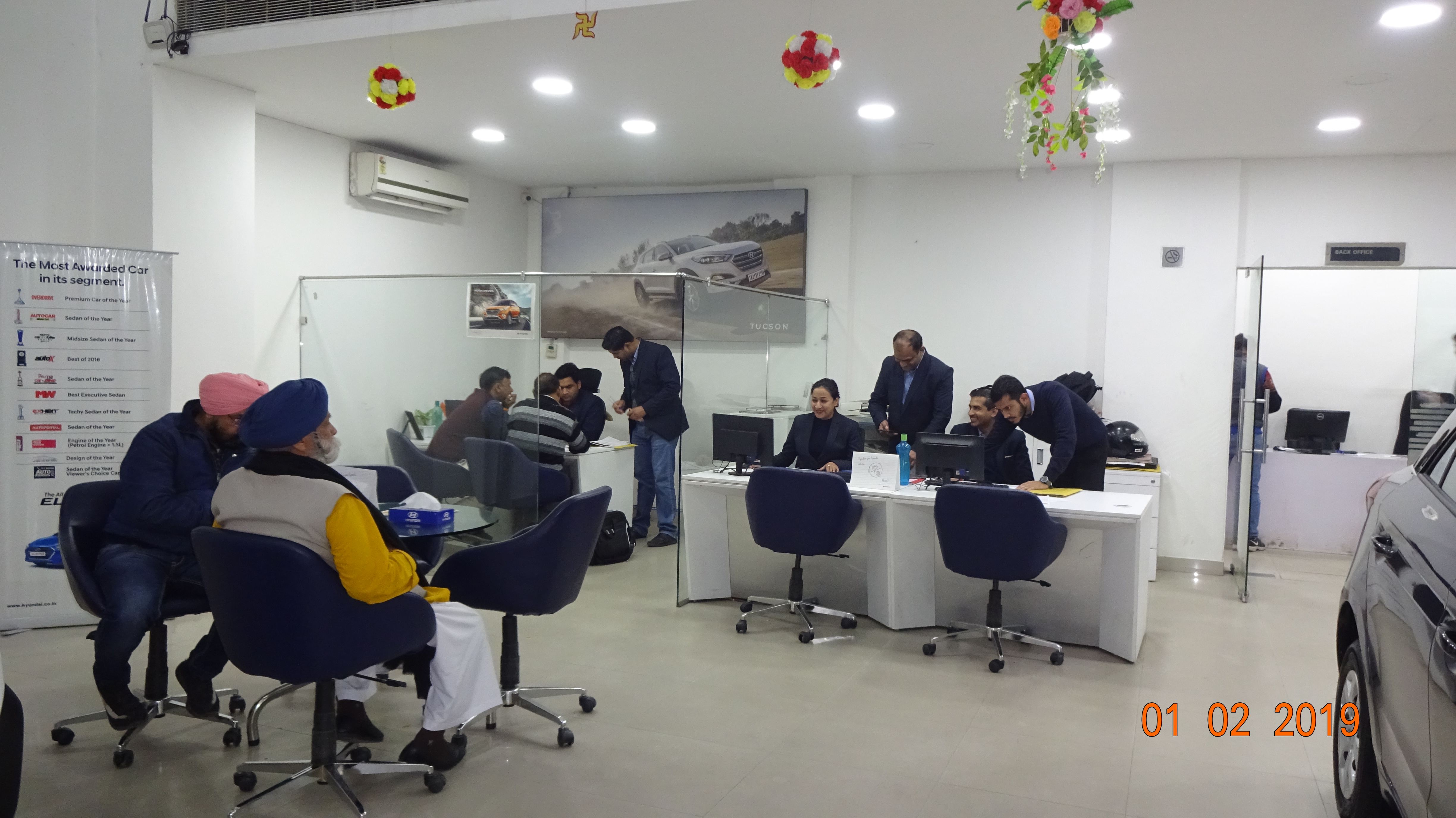 Car Showroom & Service Photo gallery|Mahadev Hyundai Faridabad